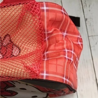 【値下げ】キティちゃん 保冷機能付きリュックの画像