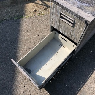 引取限定！ロッカー⑨塗装汚れ大！の画像