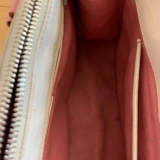 PRADAハンドバッグの画像