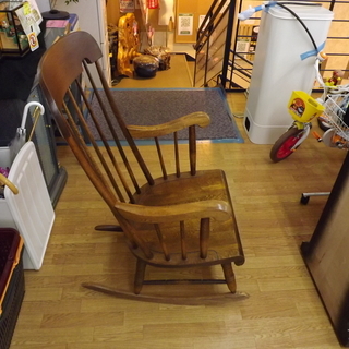 飛騨産業 キツツキ ロッキングチェア ウィンザーシリーズ オーク 無垢