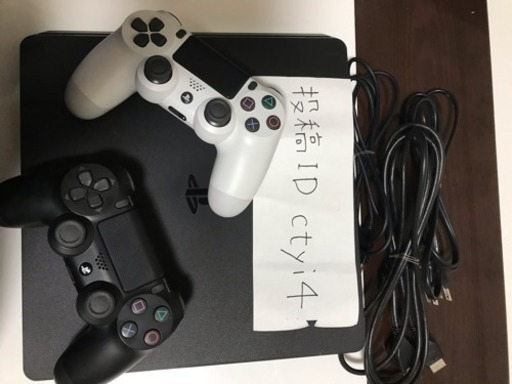 PS4 超美品 コントローラー2つ