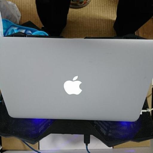 再出品します Macbook air 11インチ core i5