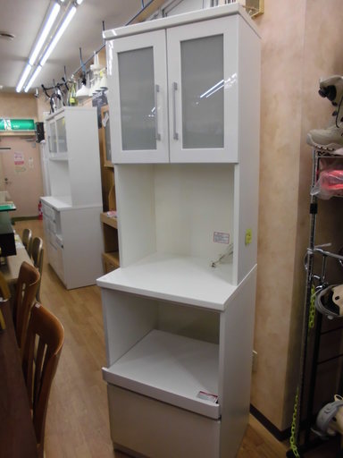 レンジボード　スリム　キッチン収納　上下分割　エナメル　白　幅:６０ｃｍ　札幌　西岡店