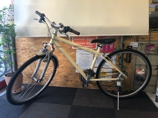 【GIANT】CS3200 700c