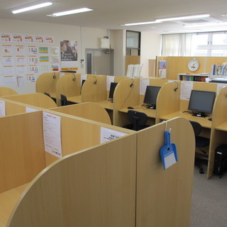 高校生の数Ⅱ教えることができる方いますか？定期テスト対策用。レベルは高くなくて大丈夫です。時給１４００円～　月か金曜日の１９時か２０時～　週１回（８０分）の画像