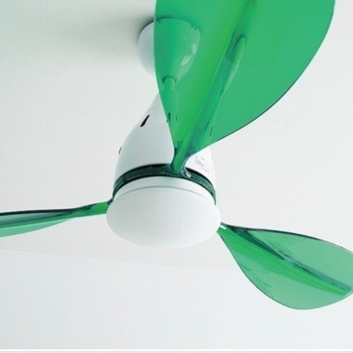 ユウワ スタイリッシュな3枚羽根がおしゃれなLED内蔵 シーリングファンライト