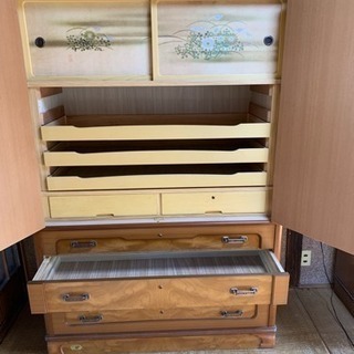 差し上げます洋服タンスの画像