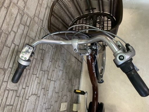 新生活応援SALE  東京23区配達無料  新基準  ブリジストン アシスタ  8.9Ah リチウム 電動自転車 中古 26インチ