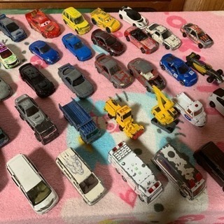 取引中   ミニカーいろんなシリーズまとめて153台
