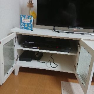 テレビ台の画像