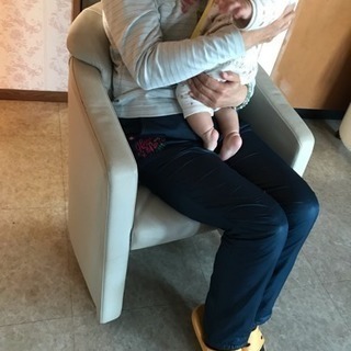椅子 ローラー椅子 皮 あげます！6脚の画像