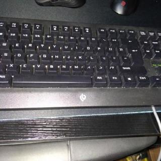 赤軸 ゲーミングキーボード
