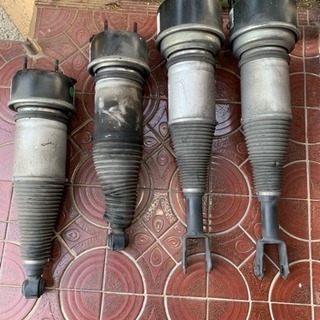 ジャガーXJ6 X350 エアサス