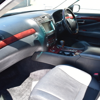 レクサスLS 460 Iパッケージ　車検付きの画像