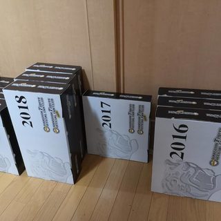 阪神タイガースファンクラブの箱