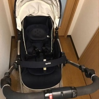 アップリカ  ベビーカー  ソラリアの画像