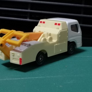 絶版トミカ №2-4 三菱ふそう・キャンター レッカー車 2台セットの画像