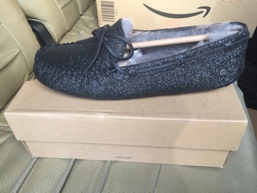 タイムセール！UGGメンズ 新品、未使用！