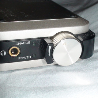 （値下げ）DENON DA-10 ヘッドホンアンプ　本体のみ　ジャンクの画像