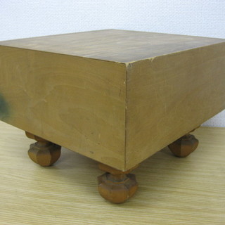 将棋盤 足付き 木製 33.5cm×36.5cmの画像