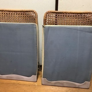折り畳み式 ラタン籐の座椅子の画像