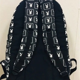 PLAYBOYリュックの画像