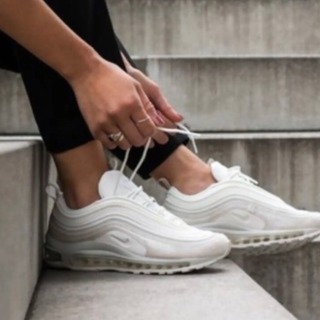 送料込み価格です。 NIKE  エアマックス97