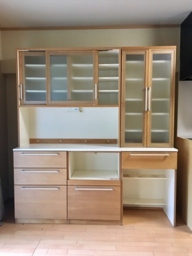 商談中！   食器棚