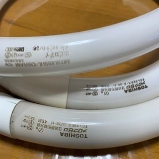 環状蛍光灯 3個の画像