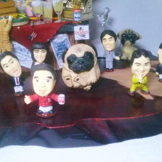 吉本興業のフィギュア類のセットの画像