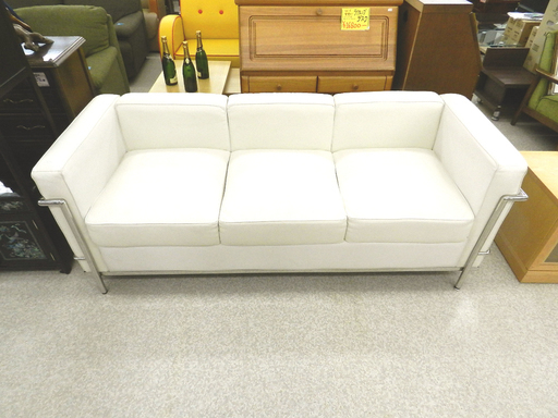 3人掛ソファ LC3 コルビジェデザイン ホワイト系 札幌市 北区屯田