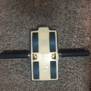 腹筋ローラーの画像