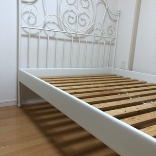 ダブルベッド IKEA
