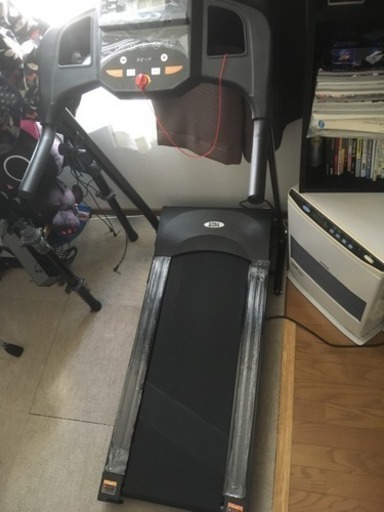 ランニングマシン ほぼ新品