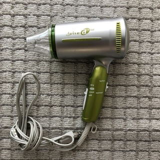 ドライヤー差し上げます。