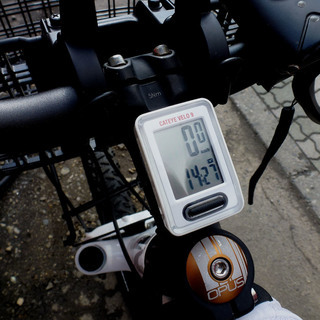 手稲リサイクル Opus(オーパス) STRAT(ストラト) 1.0 L  白 XL ￥34,800-の画像