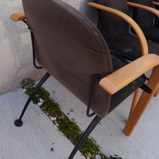 [無料 もらってください]ダイニングチェア（北欧の家具、イタリア製）の画像