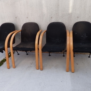 [無料 もらってください]ダイニングチェア（北欧の家具、イタリア製）