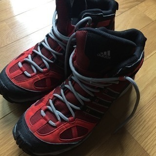 トレッキングシューズ24.5cm