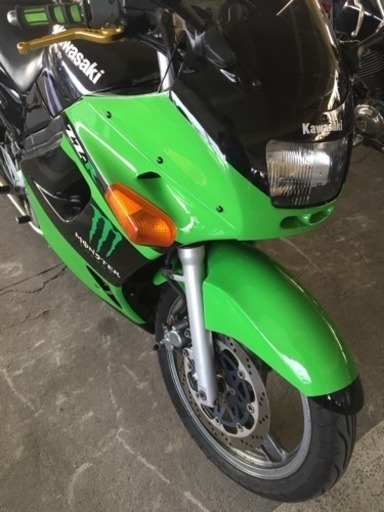 ZZR250 カスタム マフラー付き