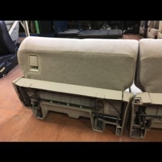 エスティマ50セカンドシートの画像