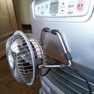 値下げしました。卓上扇風機・スチール製の画像