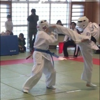 【空手】子供から大人まで楽しく体を動かしませんか！の画像