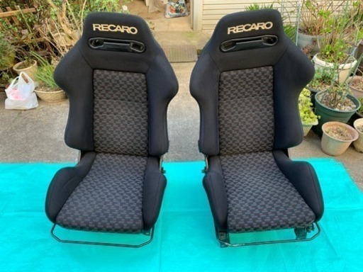 レカロシート中古品