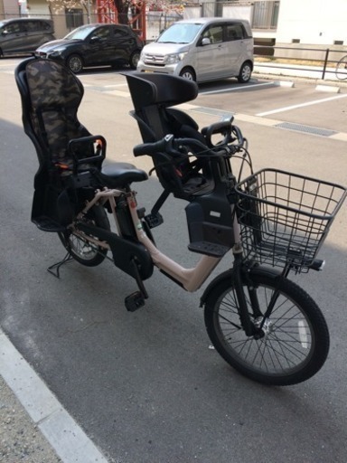 ３人乗り 電動アシスト付き自転車