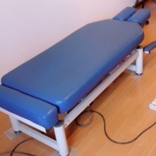 整体ベッド 電動昇降の画像