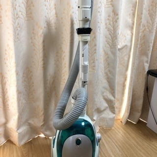 SANYO紙パック掃除機