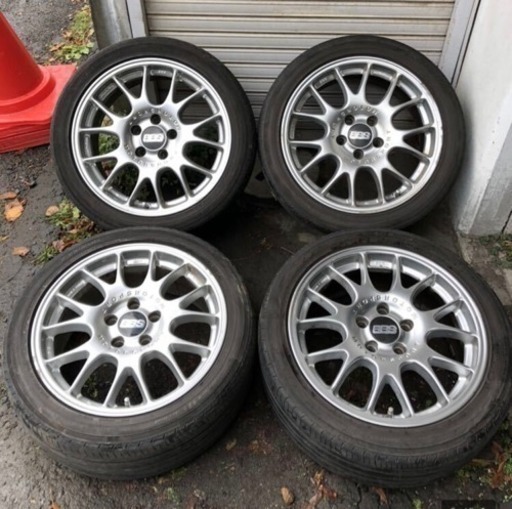 アルミホイール軽量BBS CHバリ溝ADVAN dBセット。225/45R17