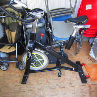 リサイクルショップのダイトーです。お持ち帰り価格　スピンバイク 　エアロフィットネス