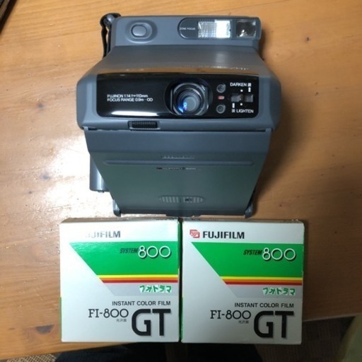フジフィルム、インスタントカメラ。